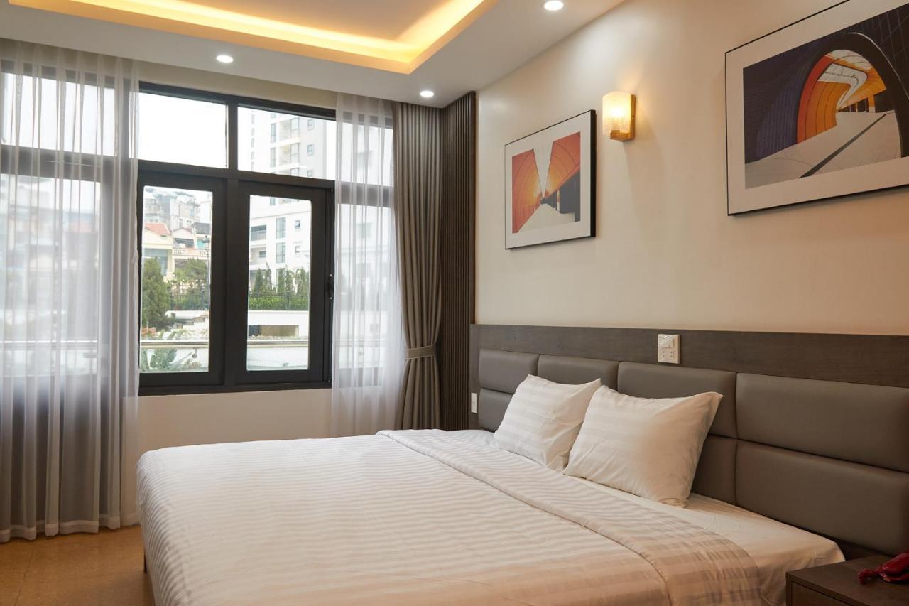 Van Nam Hotel Ha Long Esterno foto