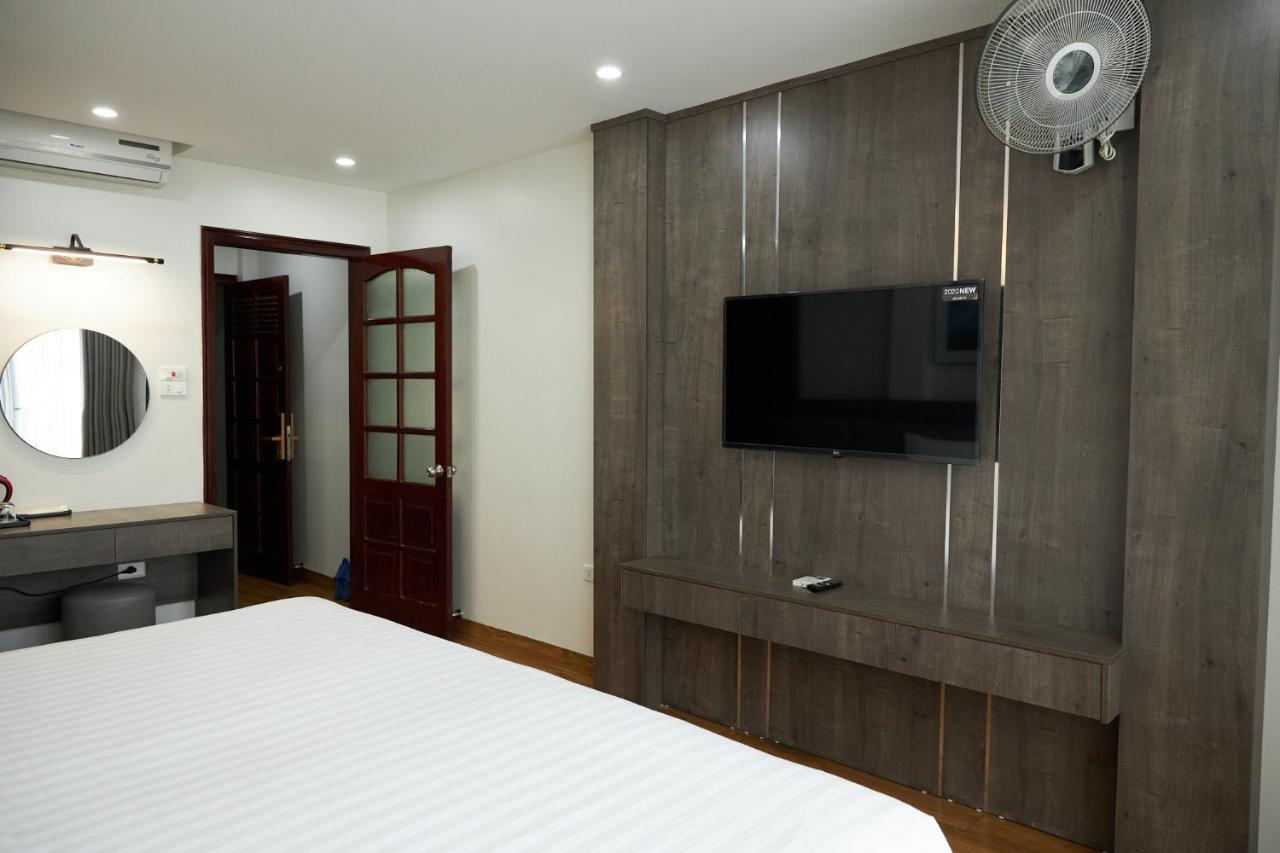 Van Nam Hotel Ha Long Esterno foto
