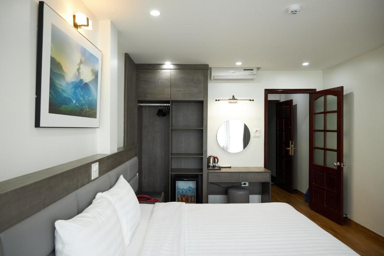 Van Nam Hotel Ha Long Esterno foto