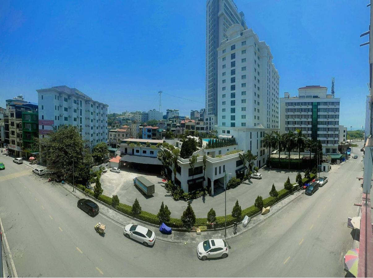 Van Nam Hotel Ha Long Esterno foto